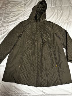 Catherine’s Green Puffy Jacket