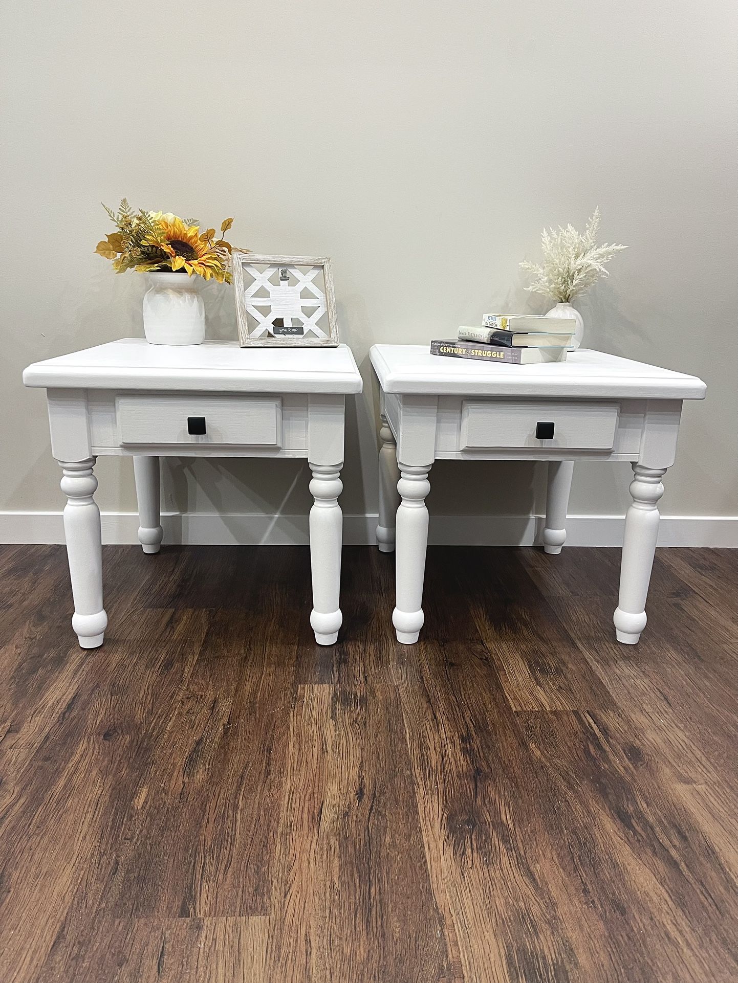 End Table/Nightstand Set
