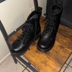 söda premium edition boots size 6.5 