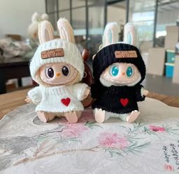 Labubu/Liilas Sweater Clothes