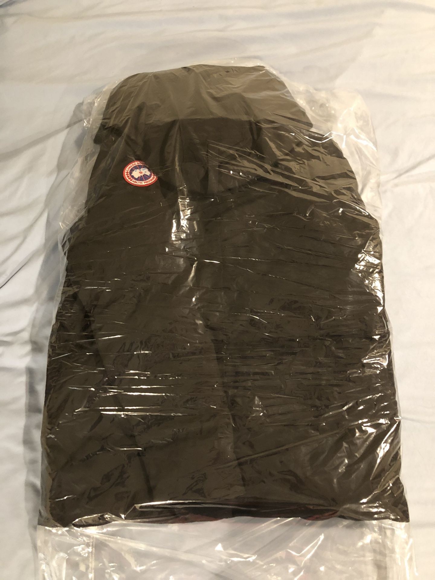 Canada Goose Wyndham Down Parka - Black - XLarge NEW