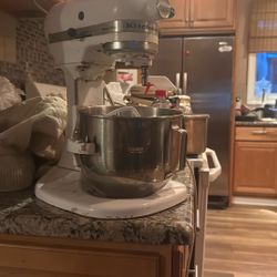 Kitchen Aid Mixer
