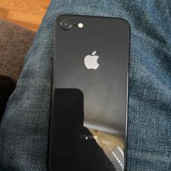 iPhone 8 G4 Total Wireless 
