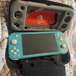 Turquoise Nintendo Switch 