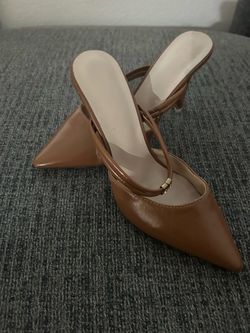 Brown Pointed-Toe Slingback Heels