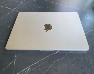MacBook Air 2022, M2, 8GB RAM, 245GB Storage