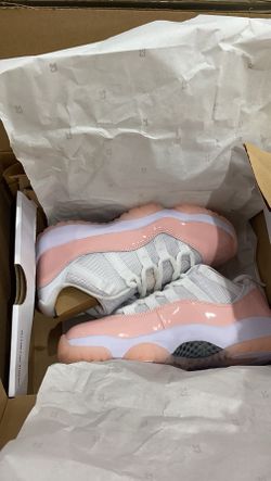 Woman Low Jordan 11 Legend Pink