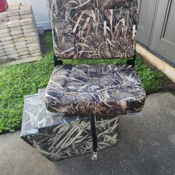  Boat Seat W/swivel Mount And Storage Box