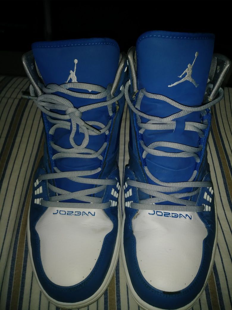 Like NEW Nike Jordan 1 Flight Mid Men's basketball shoes size 13 Military Blue 372704-401$100