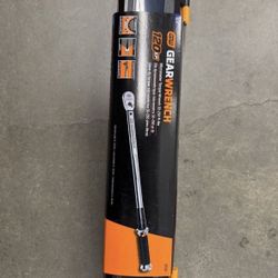 GEARWRENCH 1/2" Drive 120XP Micrometer Torque Wrench, 30-250 ft/lbs. - 85181