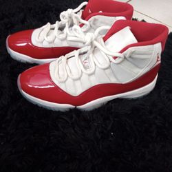 Jordan 11 "cherry"