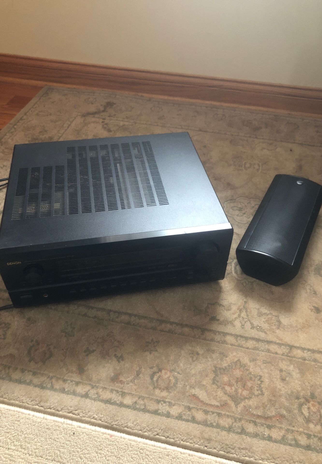 Denon 7 .1 sourround sound receiver and sapphire center channel speaker comes with remote
