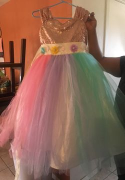 Vestido tipo unicornio!