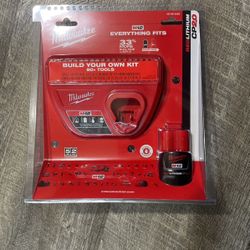 M12 12-Volt Lithium-lon Compact Battery Pack 2.0Ah and Charger Starter Kit