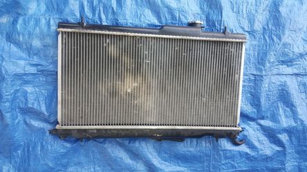04 -07 Subaru impreza 2.5L Coolant radiator