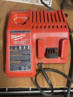 Milwaukee Rapid Charger
