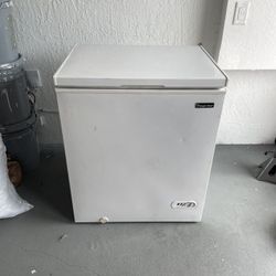 Magic Chef Chest Freezer