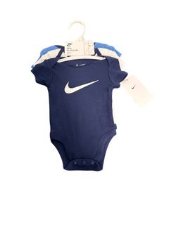 New Baby Nike 3 Piece Bodysuits