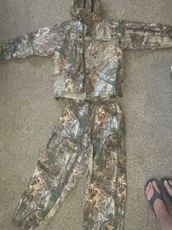 Camo Hunting Suit Jacket and Pants