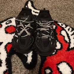 Balenciaga Tracks Black Size 10