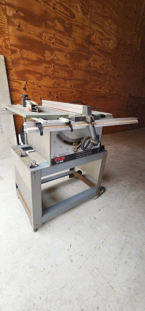 10" Ryobi Table Saw Bt300 With Miter Slide Sled