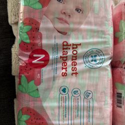Honest Newborn Diapers 