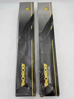 Monroe Magnum Heavy-Duty Shock 66957 For Ford F-600, F-700, Freightliner FL50, FL60, Gillig School Bus, International 3900FC, CO190