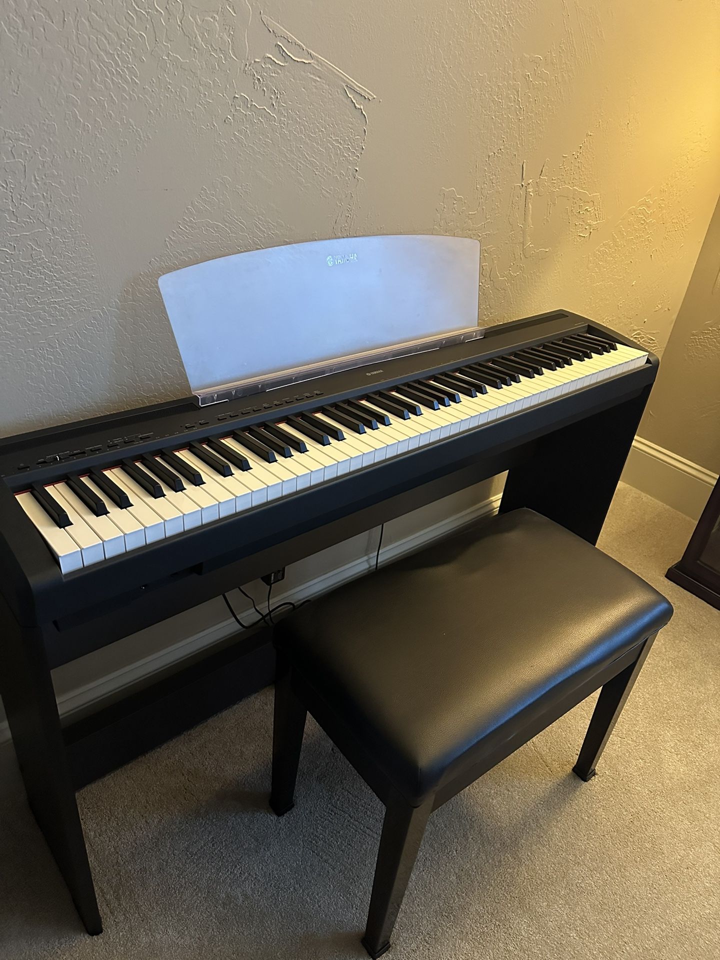 Yamaha Keyboard 