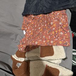 Girl Cloths Size 4T