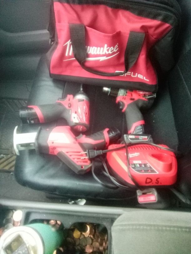 12 Volt Impact 3 Speed 12 Volt Hammer Drill 12 Volt Sawzall 3 Batteries And Charger