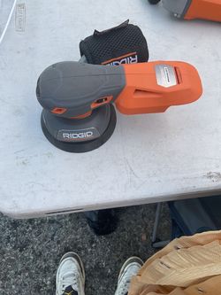 RIDGID Subcompact Brushless Random Orbit Sander tool only