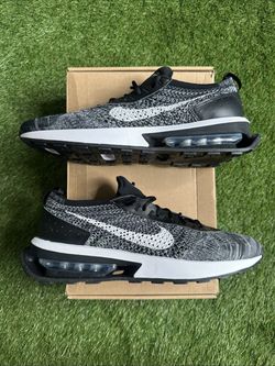 Nike Air Max Flyknit Racer Black White
