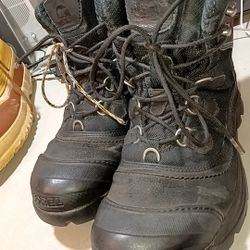 SOREL MENS Size 10 Waterproof Thinsulate 