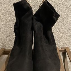 Liz Claiborne Black Ankle Boots 