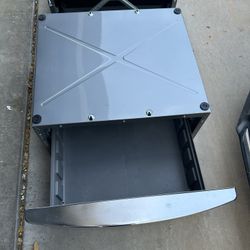Washer And Dryer Pedestals 