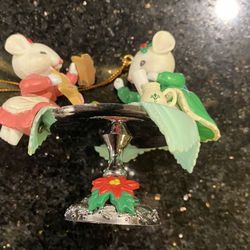 Vintage 1994 Mice at Picnic Ornament by Luster Frame