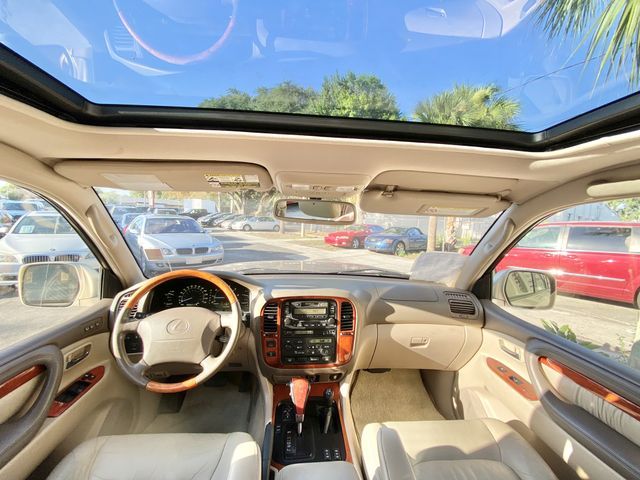 2000 Lexus LX