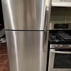 Refrigerador Frigidaire Stainless Steel