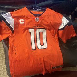 Denver Broncos jersey