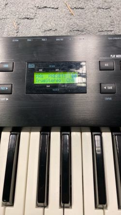 Alesis QS 7.   76 Note Expandable Synthesizer