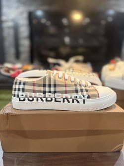 Burberry shoes