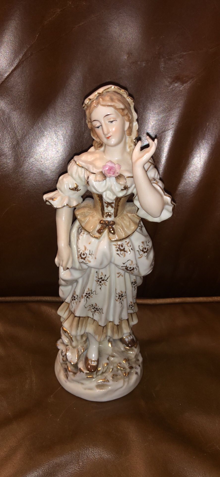 Pair of porcelain figurine