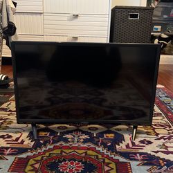 Vizio Tv With Remote Also HDMI 