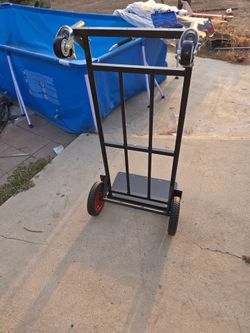 Heavy-duty 2-in-1 convertible hand truck/wheelbarrow. diablito/carretilla convertible 2 en 1 de alta resistencia