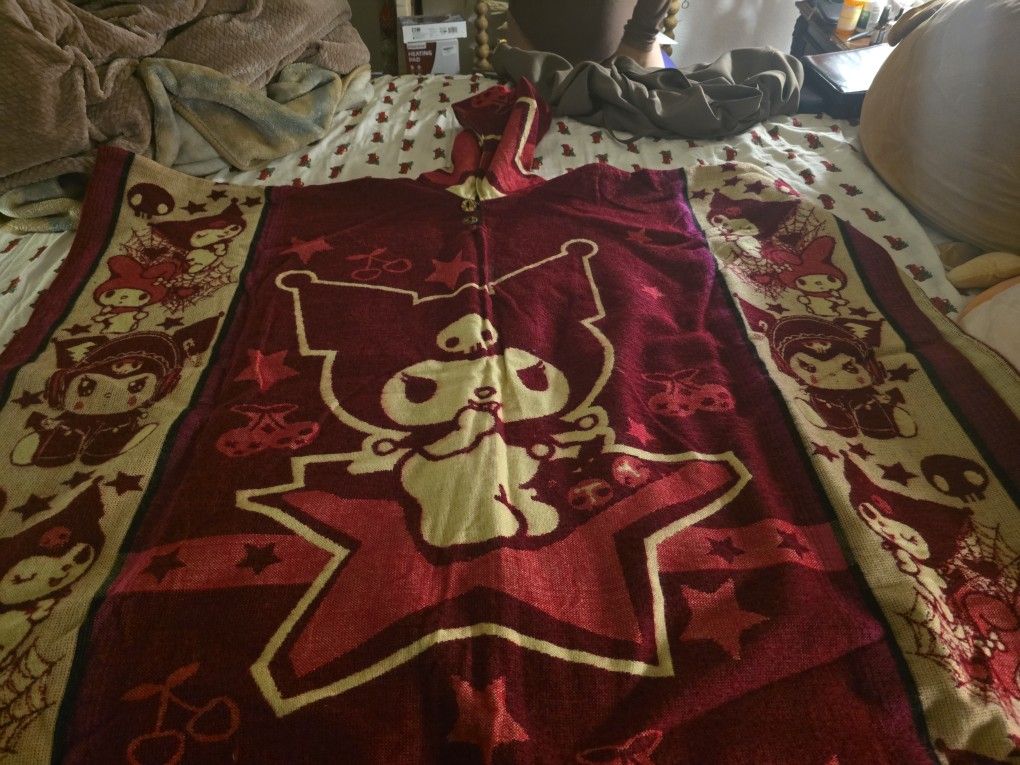 Kuromi Poncho