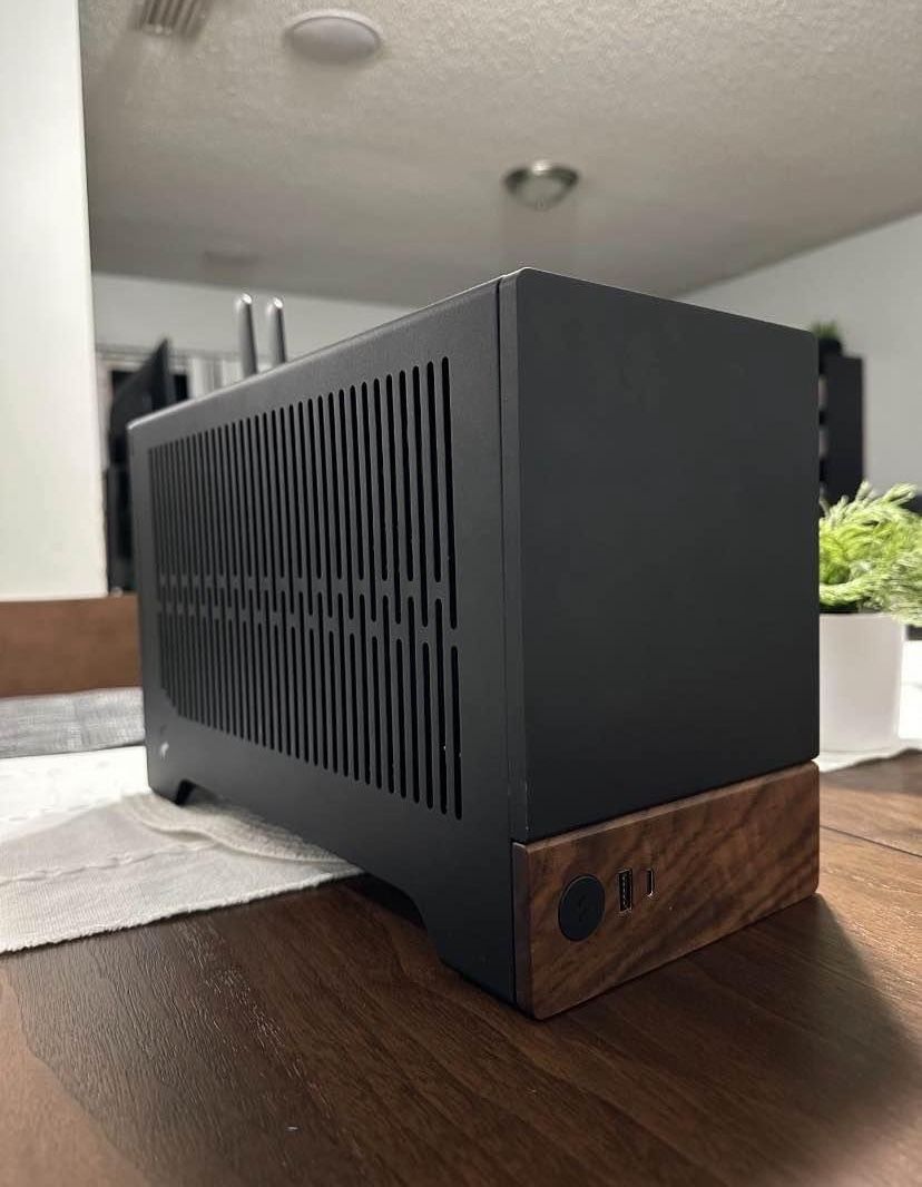 Gaming Pc am5 7500f/RTX 4060 asus dual oc/ Samsung 990 pro 2tb (no trades) full specs in 2nd pic