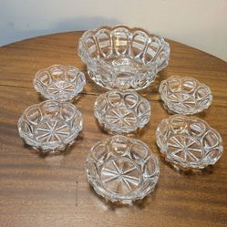 Antique EAPG US Glass Co.  Pressed Crystal Cut Glass Berry Serving Bowl & 6 Dishes.  Beautiful Condition