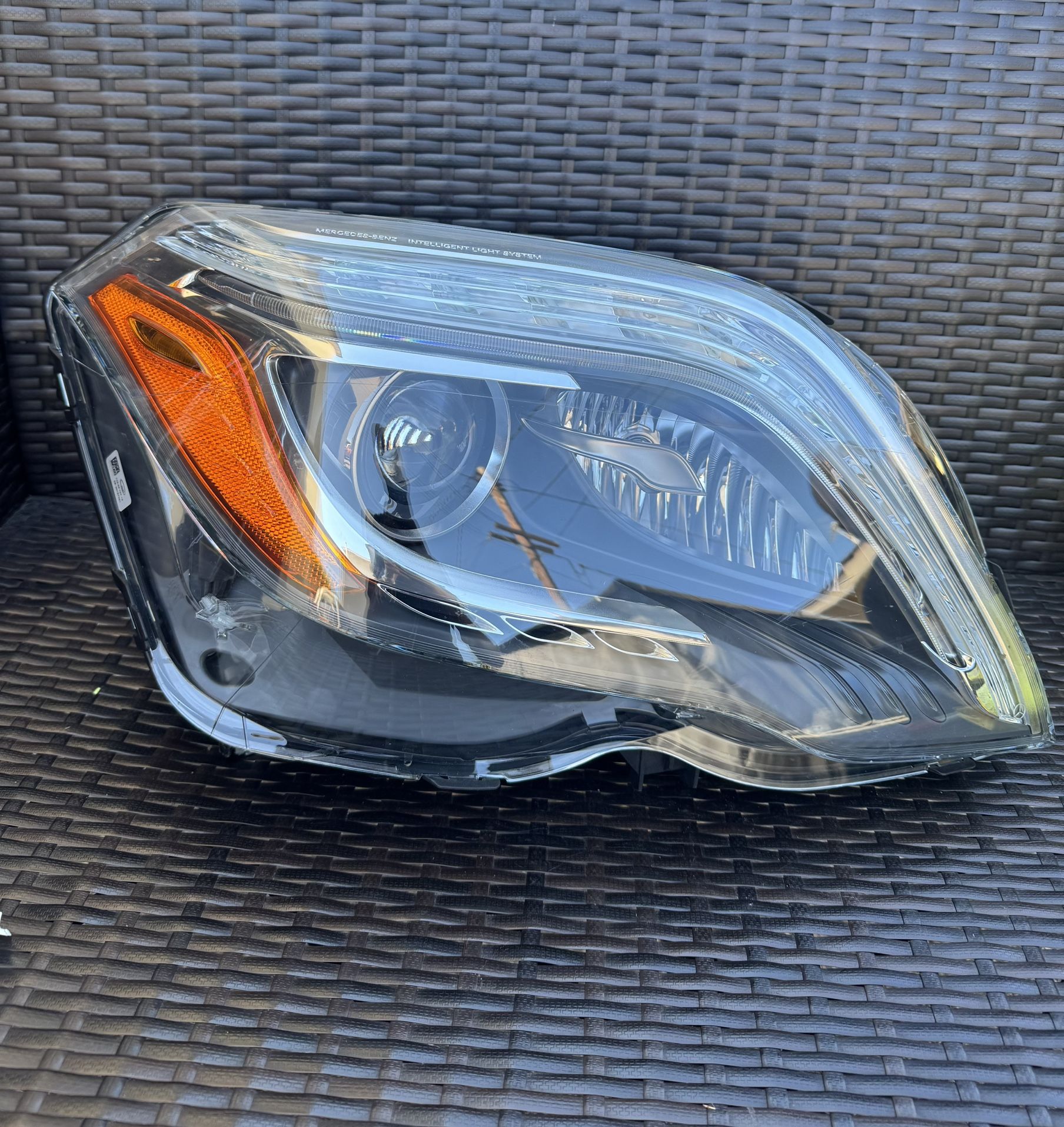 2013 2014 2015 MERCEDES GLK GLK350 W204 RIGHT PASSENGER SIDE XENON HEADLIGHT OEM A(contact info removed)