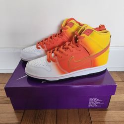 NEW - Nike SB Dunk High Sweet Tooth Candy Corn