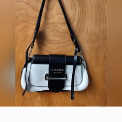 Prada milano sidonie small shoulder bag, white and black